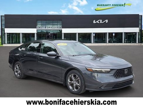 Used 2023 Honda Accord EX image 1