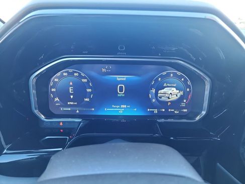 Certified 2026 Chevrolet Silverado 1500 RST AWD/4WD image 22