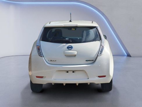 Used 2013 Nissan Leaf S FWD image 6