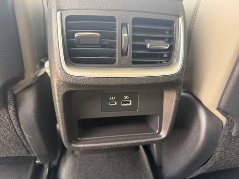 Used 2024 INFINITI QX50 Luxe w/ Accent Package FWD image 14