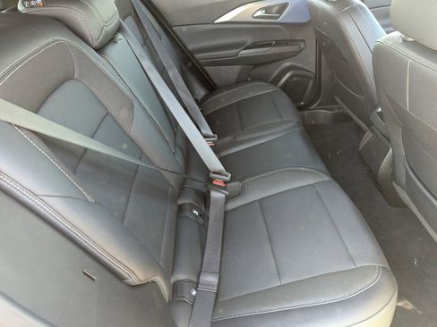 Used 2025 Chevrolet Equinox EV LT w/ Convenience Package image 15