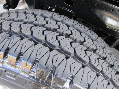 Used 2022 RAM 2500 Laramie AWD/4WD image 29