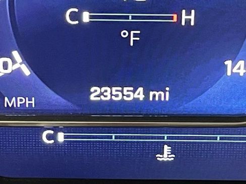 Used 2022 Chevrolet Silverado 1500 RST w/ Convenience Package II image 2