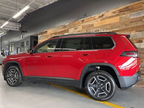 New 2026 Jeep Cherokee Limited AWD/4WD image 20