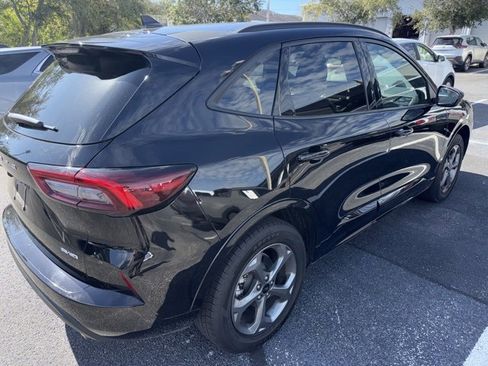 Used 2024 Ford Escape ST-Line image 4