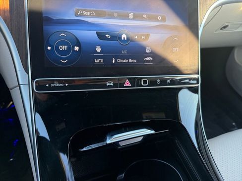 Used 2023 Mercedes-Benz C 300 4MATIC Sedan image 20