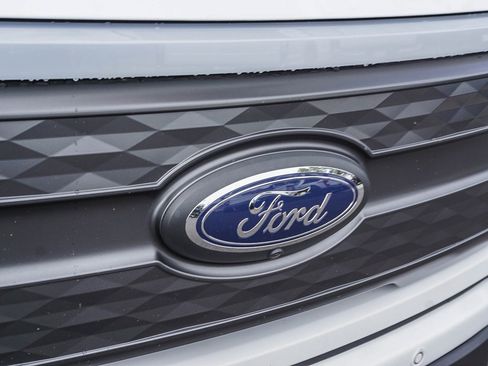 Used 2023 Ford F150 Lightning Lariat w/ Equipment Group 511A High image 12