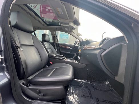 Used 2013 Mercedes-Benz C 300 4MATIC Sedan image 16