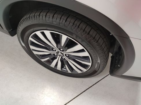 Used 2020 Mitsubishi Outlander GT AWD/4WD image 14