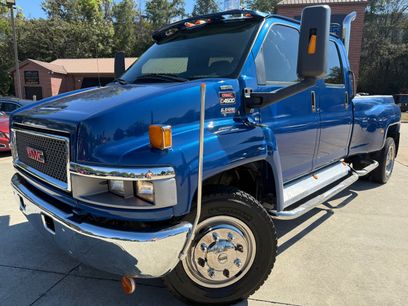 Used 2005 GMC TopKick C4500 2WD Crew Cab