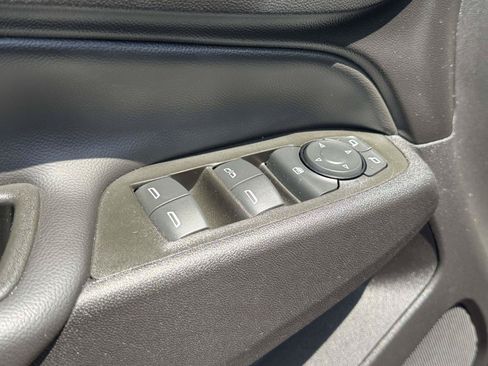 Used 2024 Chevrolet Equinox LT AWD/4WD image 15
