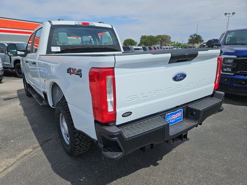 New 2026 Ford F250 XL AWD/4WD image 9
