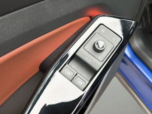 Used 2021 Volkswagen ID.4 Pro S image 35