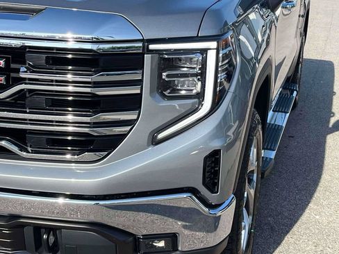 Used 2023 GMC Sierra 1500 SLT w/ SLT Premium Package AWD/4WD image 34