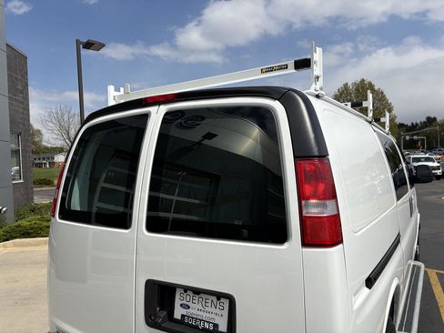 Used 2021 GMC Savana 2500 w/ Driver Convenience Package RWD image 17