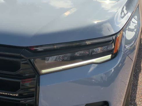 Used 2026 Honda Pilot Black Edition image 11