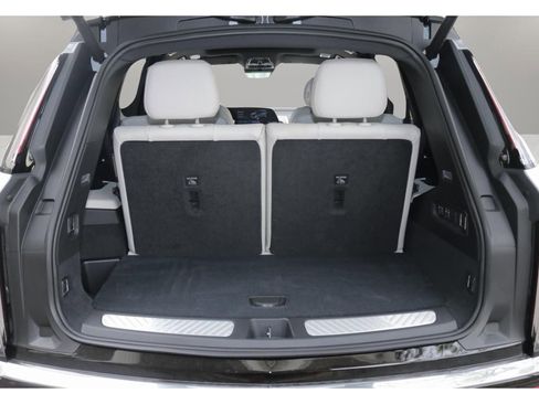 New 2026 Cadillac Vistiq Luxury image 18