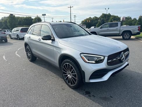Used 2022 Mercedes-Benz GLC 300 image 2