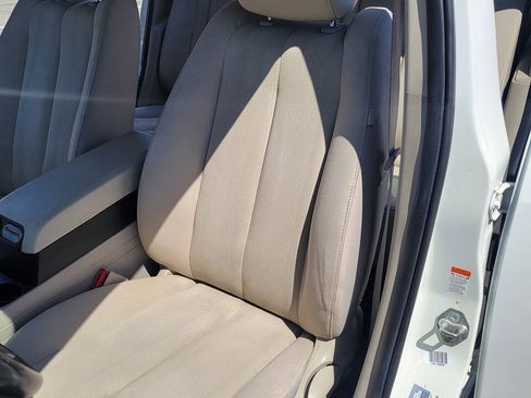 Used 2011 MAZDA CX-7 i Sport FWD image 15