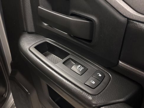 Used 2024 RAM 2500 Tradesman w/ Chrome Appearance Group AWD/4WD image 30