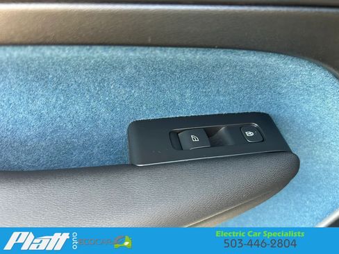 Used 2023 Volvo C40 P8 Recharge Plus AWD/4WD image 21