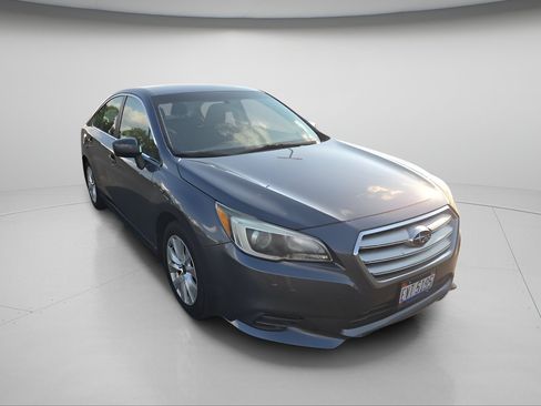 Used 2016 Subaru Legacy 2.5i Premium AWD/4WD image 5