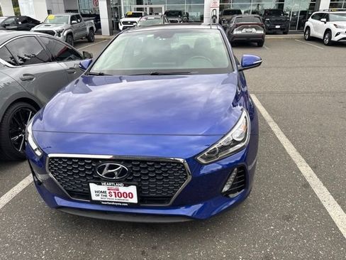Used 2018 Hyundai Elantra GT Sport w/ Sport Tech Package 04 FWD image 2