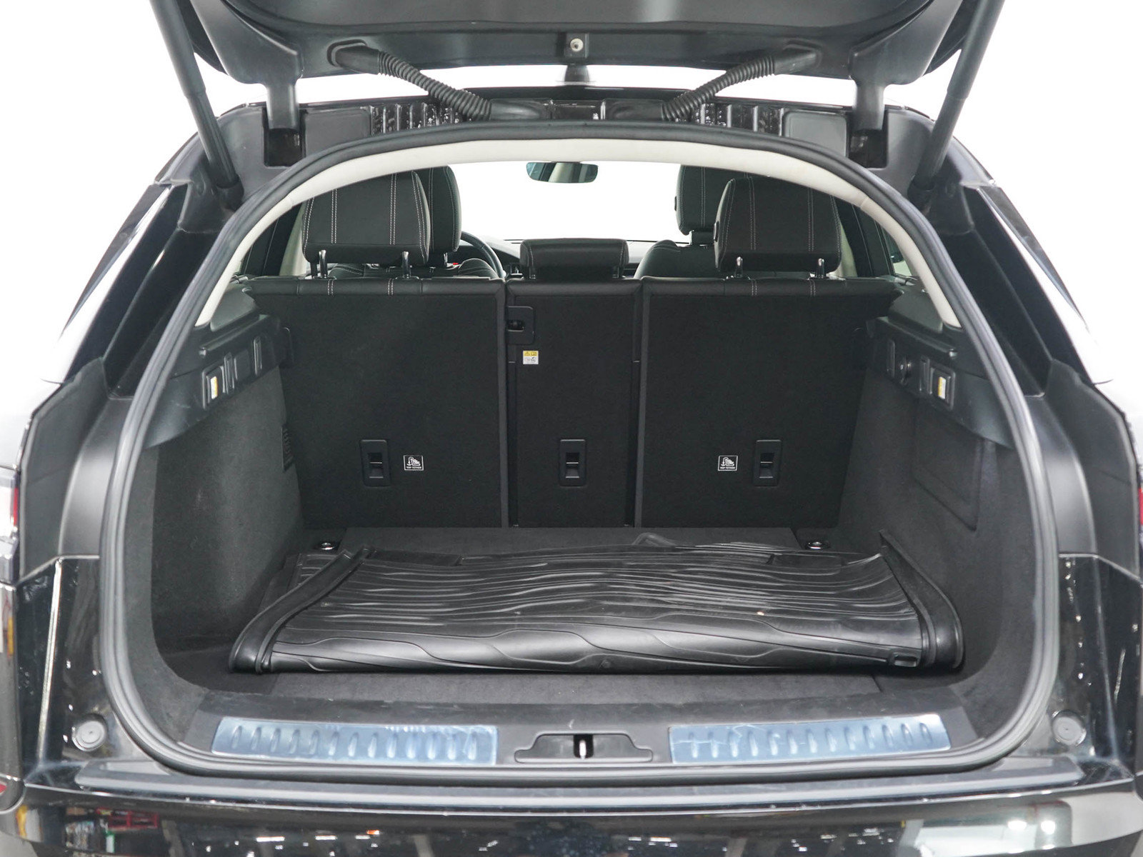 Used 2020 Land Rover Range Rover Velar S AWD/4WD image 15
