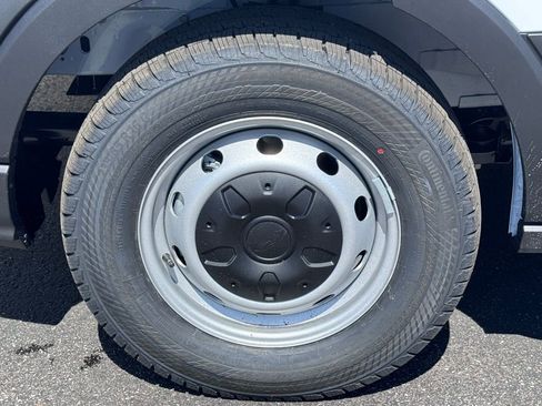 New 2026 Ford Transit 150 Low Roof image 37