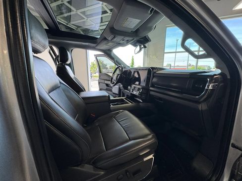 Used 2023 Ford F350 Lariat w/ Lariat Ultimate Package AWD/4WD image 21