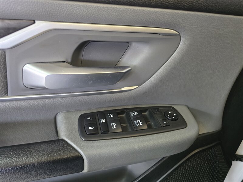 Used 2020 RAM 1500 Big Horn AWD/4WD image 17