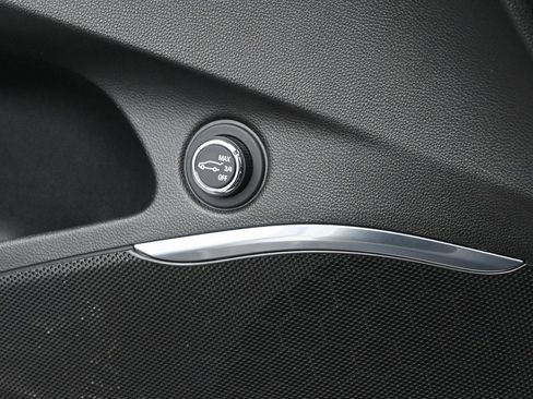 Used 2024 Buick Enclave Premium image 28