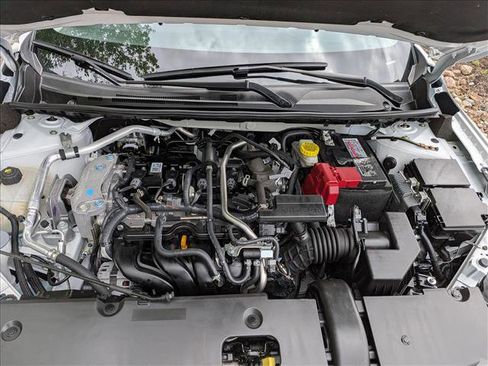Used 2023 Nissan Sentra SR w/ Electronics Package FWD image 9