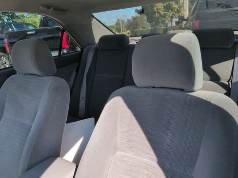 Used 2006 Toyota Camry LE FWD image 8