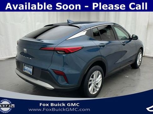 Certified 2024 Buick Envista Preferred w/ Convenience I Package image 3