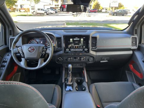 Used 2024 Nissan Frontier PRO-4X w/ Off-Road Protection Package image 26