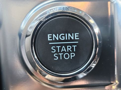 New 2026 Ford F150 Lariat w/ Equipment Group 502A High image 17