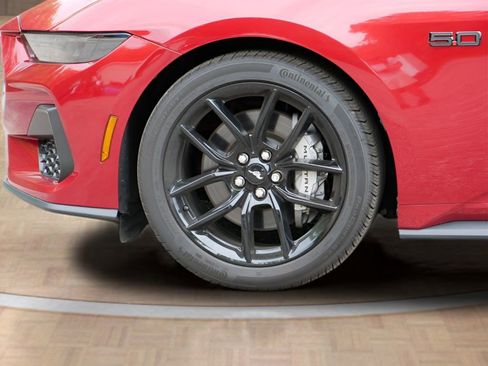Used 2024 Ford Mustang GT Premium image 9
