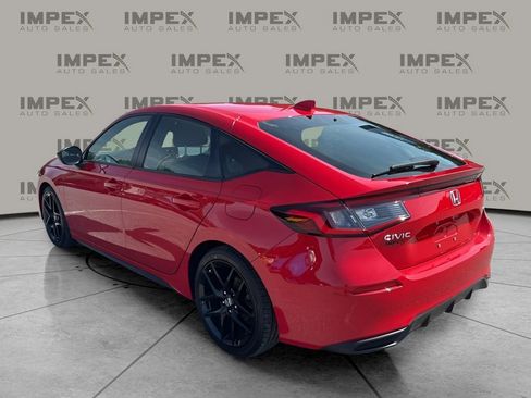 Used 2022 Honda Civic Sport image 3