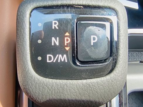 New 2026 Nissan Pathfinder Platinum image 20