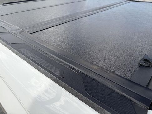 Used 2022 Toyota Tundra Limited image 30