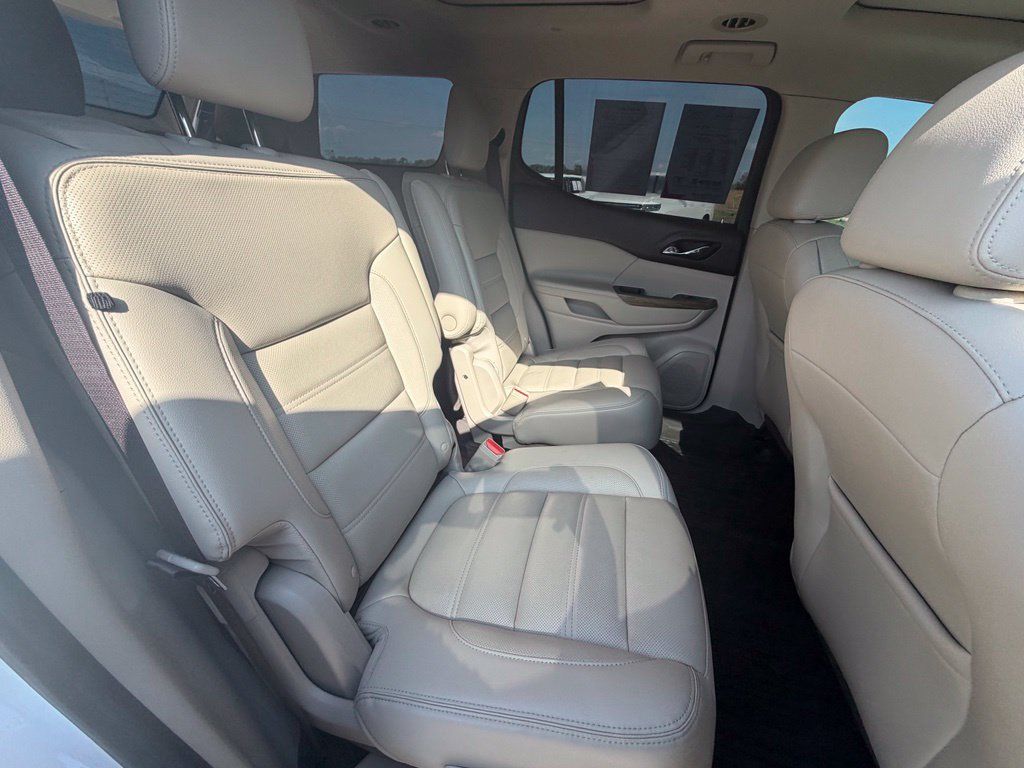 Used 2018 GMC Acadia Denali AWD/4WD image 31