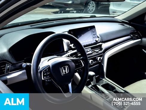 Used 2018 Honda Accord LX image 11