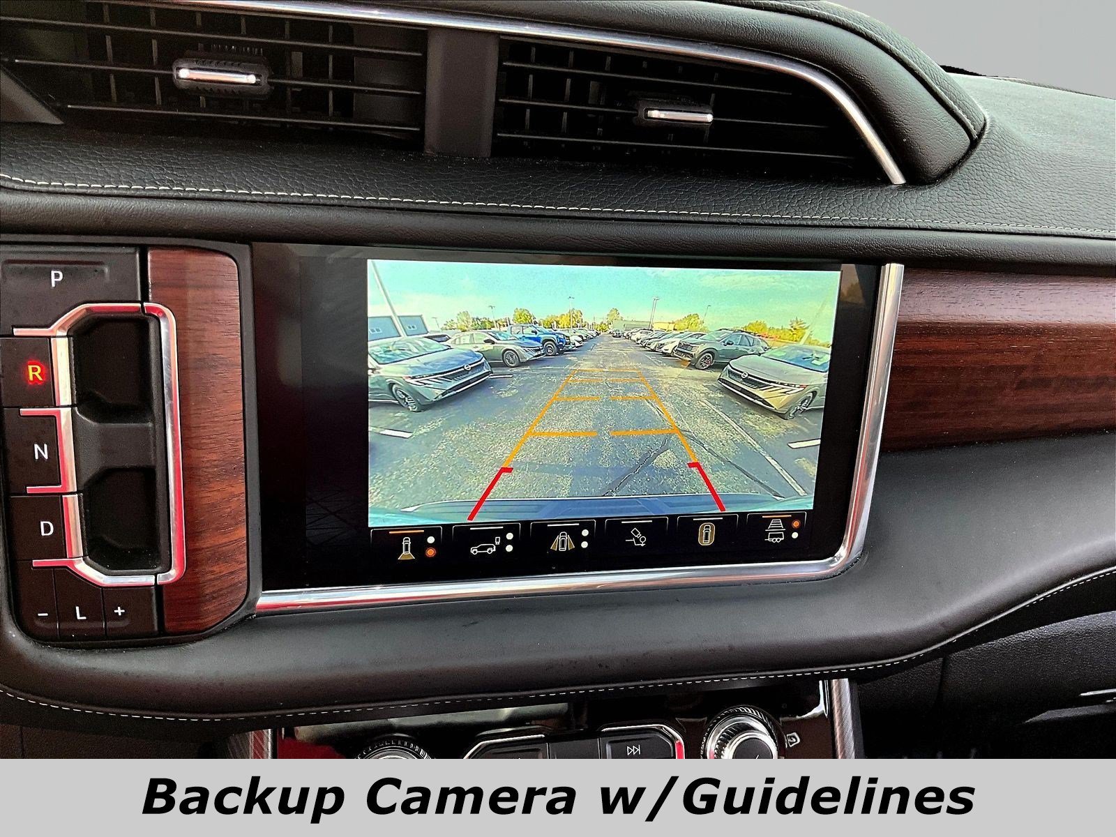 Used 2023 GMC Yukon XL Denali Ultimate w/ LPO, Floor Liner Package AWD/4WD image 14