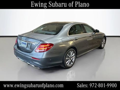 Used 2018 Mercedes-Benz E 400 4MATIC Sedan image 7