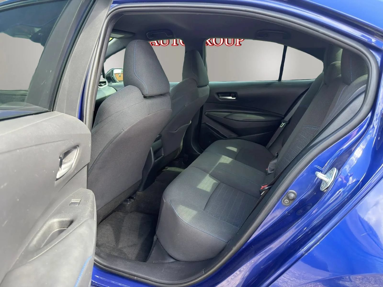 Used 2021 Toyota Corolla SE FWD image 12