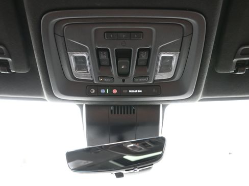 Used 2024 GMC Sierra 2500 Denali Ultimate AWD/4WD image 28