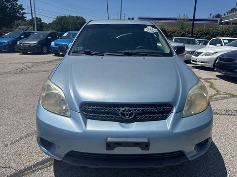 Used 2005 Toyota Matrix FWD image 2