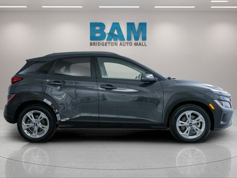 Used 2023 Hyundai Kona SEL w/ Cargo Package AWD/4WD image 8