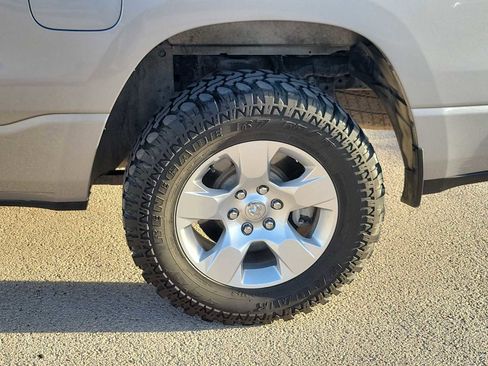 Used 2022 RAM 1500 Big Horn image 7